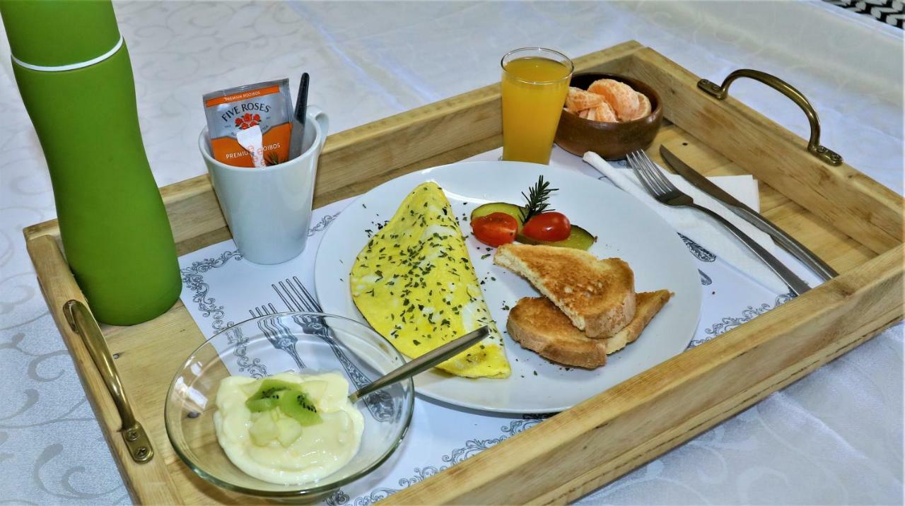 Tiende Laan Bed & Breakfast And Self-Catering Уолфиш-Бей Экстерьер фото